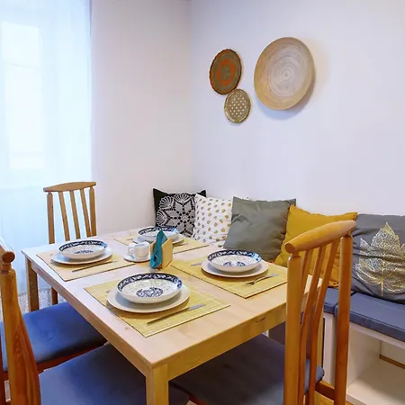 Artiesta - 5 * Sofya