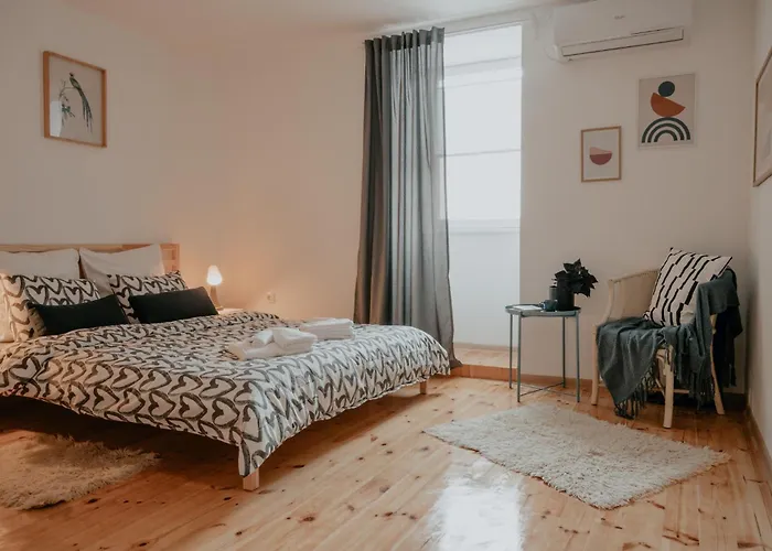 Artiesta - 5 * Sofya