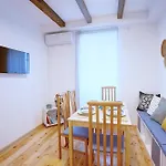 דירה Artiesta - 5 *