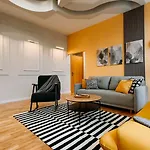 דירה Artiesta - 5 *