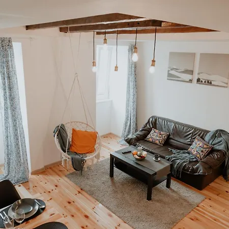 דירה Artiesta - 7 Apartments In Sofia City Center *