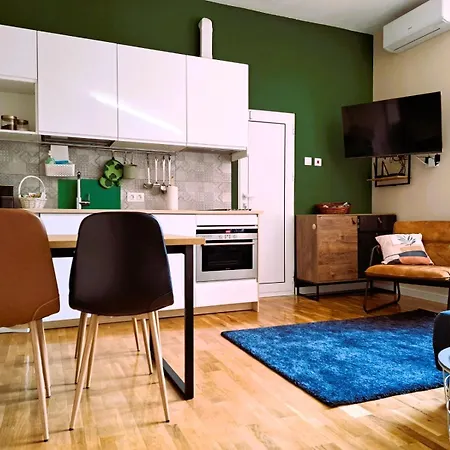 Artiesta - 7 Apartments In Sofia City Center דירה *