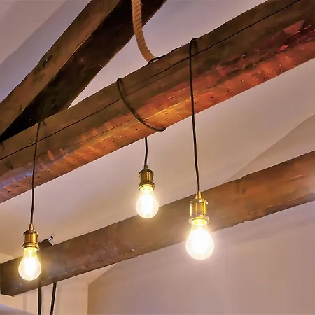 דירה Artiesta - 7 Apartments In Sofia City Center *