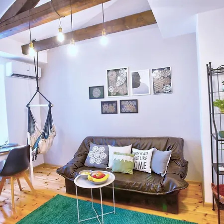 דירה Artiesta - 7 Apartments In Sofia City Center