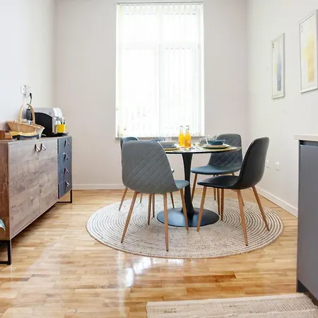 Artiesta - 5 Апартаменты *