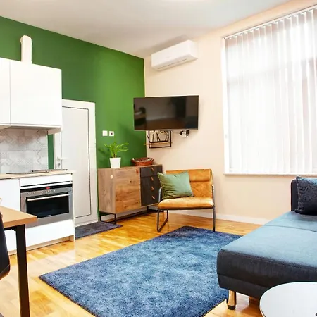 Artiesta - 7 Apartments In Sofia City Center